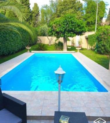 Appartement indépendant dans une villa