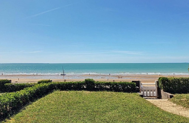 Appartement Jullouville, 2 pièces, 4 personnes - FR-1-361-9