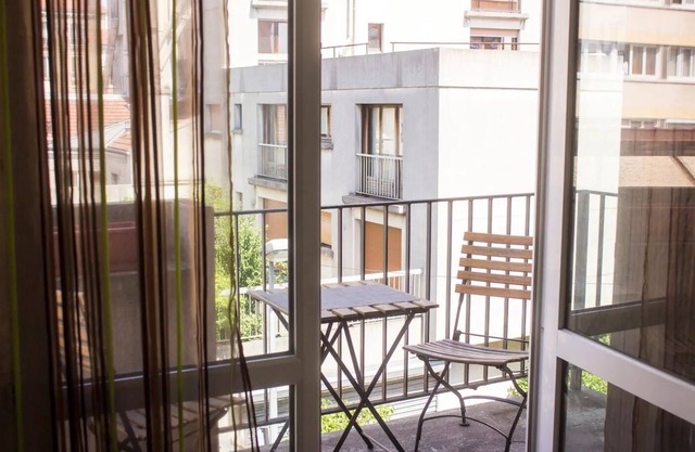 Appartement Lumineux : Mairie des Lilas