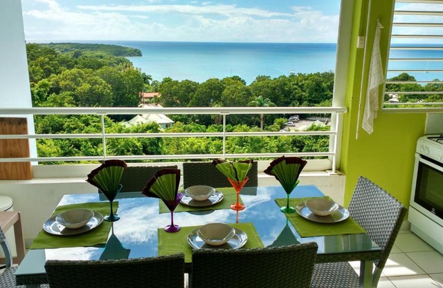Appartement moderne à Sainte-Anne 43 m² avec vue mer
