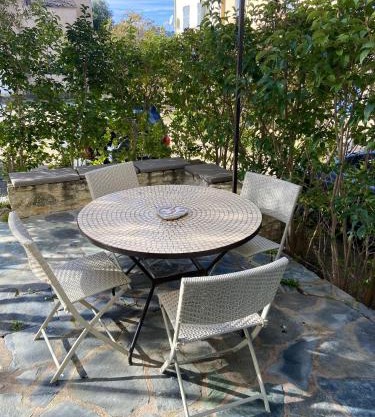 Appartement moderne à Saint-Florent, 70 m², terrasse