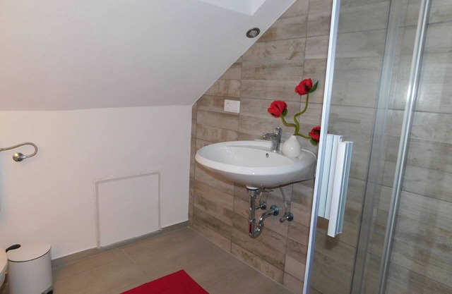 Appartement Neuastenberg 1 - 4 Personen - Gästehaus Astenblick Auch für Kleine Gruppen Alleine