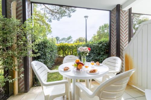 Appartement proche océan - piscine - terrasse - parking
