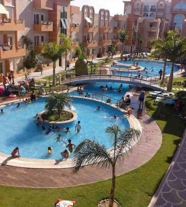 Appartement S 1 résidence les Dunes sousse avec piscine