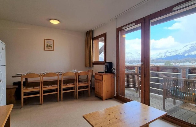 Appartement spacieux 4 pièces avec 3 chambres, balcon, proche télésiège à SuperDévoluy - FR-1-525-201