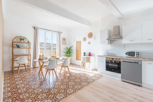 Appartement spacieux, chaleureux & tout confort