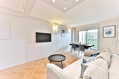 Appartement spacieux et paisible Paris 19ème - II