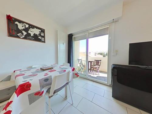 Appartement T2 climatisé avec balcon et parking à La Londe - FR-1-826-1