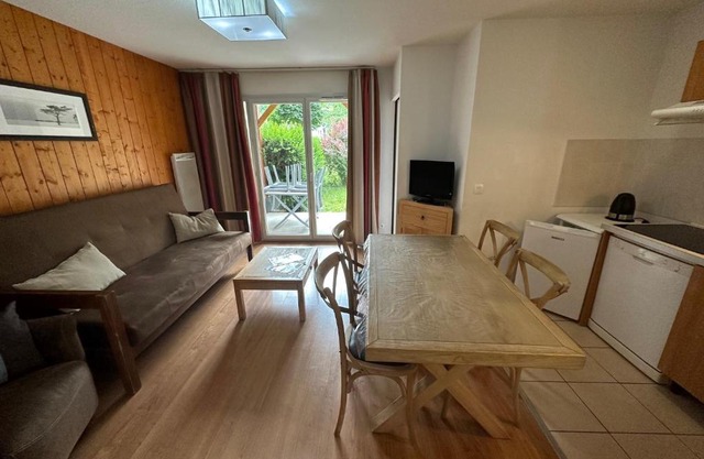 Appartement T3 avec jardin et piscine - Luz Saint Sauveur, Val de Roland