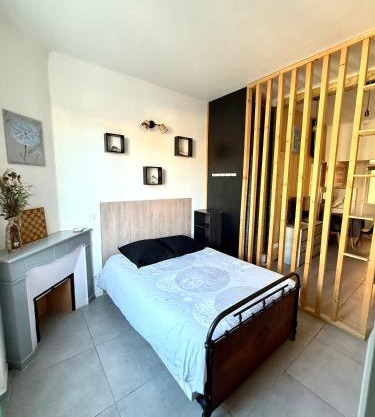 APPARTEMENT WOOD DESING PROCHE CANNES