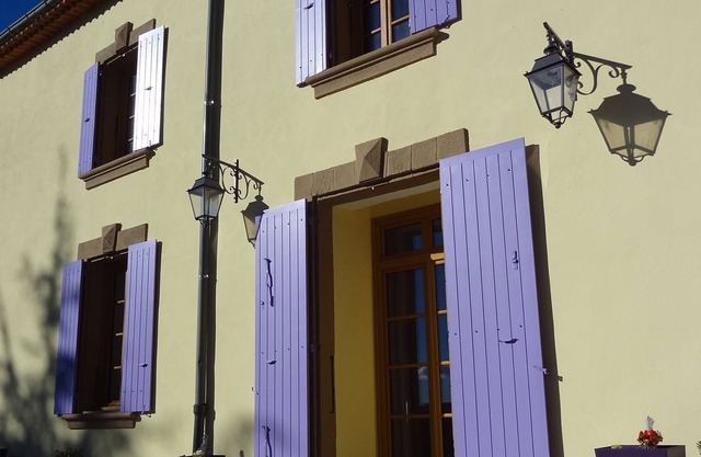 Ideal apartamento con lavavajillas situada entre los campos de lavanda