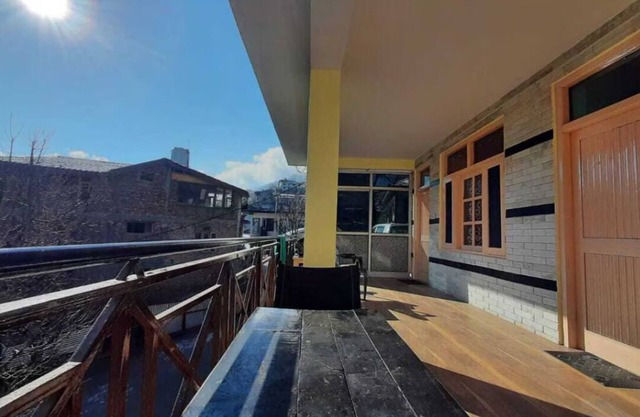 Apple Field House - Hotel in Old Manali