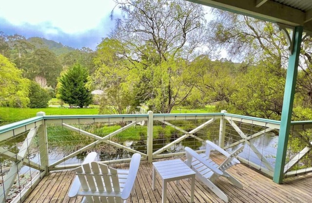 Apple Tree Cottage - Couples Retreat