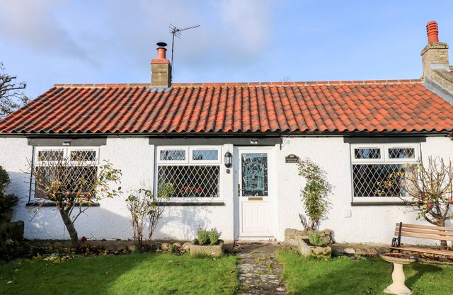 APPLETREE COTTAGE, family friendly, with open fire in Richmond