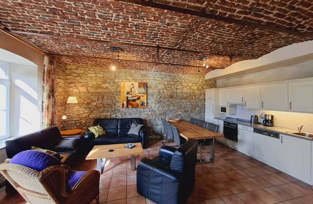 Apartamento-Clásico-Baño con ducha-Vista al patio