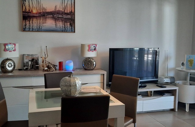 Appt Neuf 43m2 Terrasse 15m2 + Balcon, Plage Lido de la Marana à 10mn