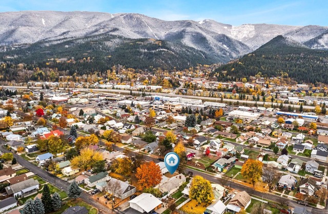Apres Ski and Bike Mission Adventuring Base /HOT TUB/