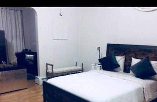 Apt #1 · Clean and Large loft apt near UC and OTR