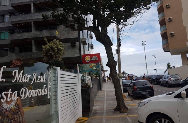 Apt 2 habitaciones con aire acondicionado y wifi justo al otro lado de la calle y está en la playa de la fortaleza.