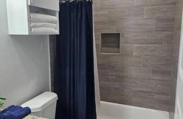 Apt.#4 Great Place 2bed 2bath