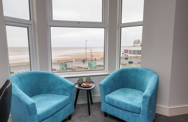 Apt 5 @ Hunter's Quay