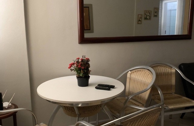 Apt 715, con excelentes vistas al mar y conexión Wi-Fi