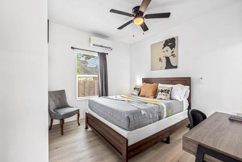 Apt Near Downtown Desk Wifi Tvs Games Pets