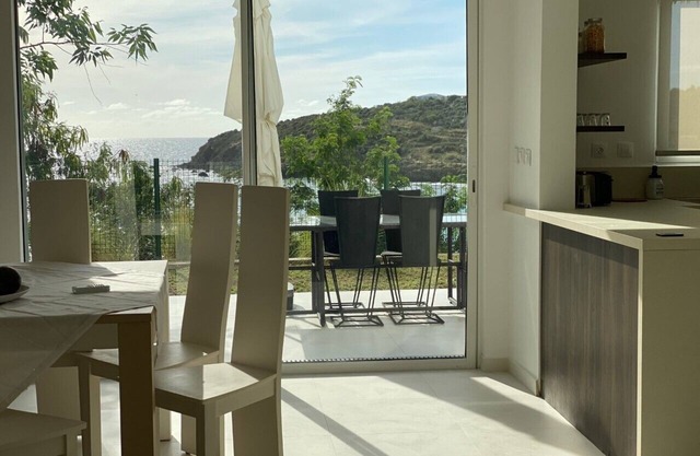 Apt1 (2 bedrooms, terrace, deck & garden sea view)