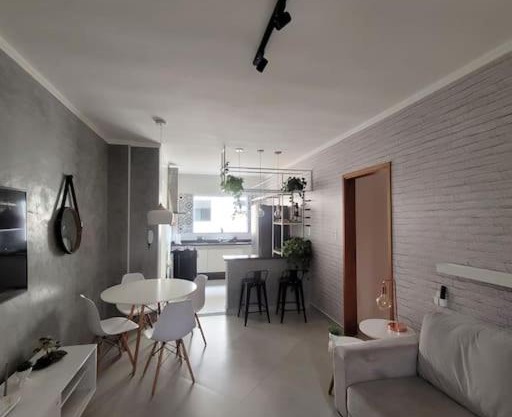 Apto 1o andar novo 2 Dorm - próximo ao centro