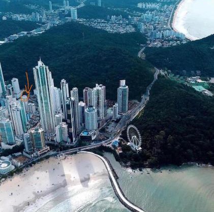 Apto 200mt praia próximo Roda Gigante