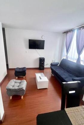 Apto cómodo en conjunto 1 piso parqueadero