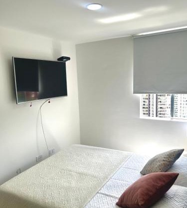 Apto en las palmas, cerca al aeropuerto y zona rosa, 3BR