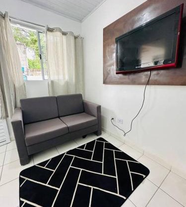 Apto Espaçoso Mobiliado 2 Dormitorios ZN Cod 09