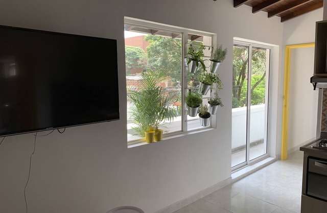 Apto muy bien ubicado- Home ARIS 401