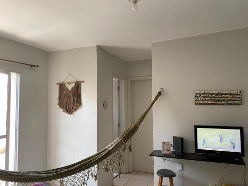 Apto térreo com garagem, quintal condomínio com portaria 24h