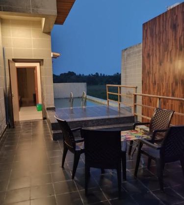 Aqua Golf Villa Kolkata