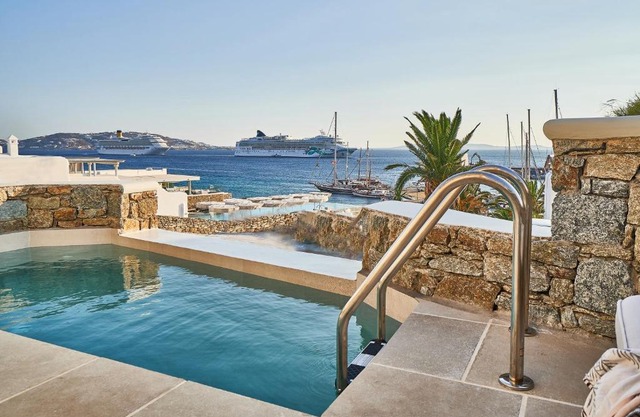 Aqua Mykonos Suites - Adults Only