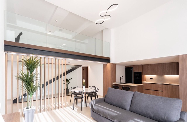 Aqua Suites Ciudad de las Artes I. A/A + 6 Pax