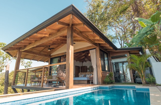 Villa Estudio "Aquamarine" con piscina