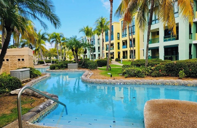 Famous Beachside resort with 4 pools, slides, recreatives areas