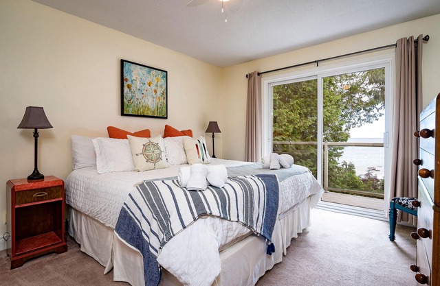 Aquavista Waterfront - Georgian Bay Cottage