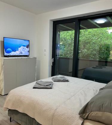 AR SANTORINI white