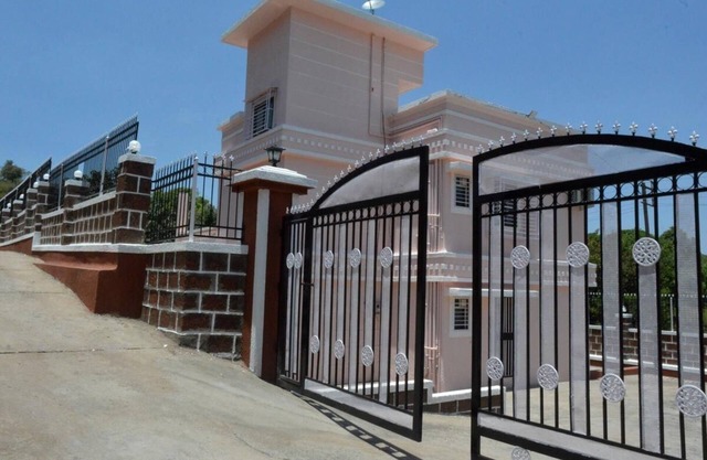 Arabian Villa's