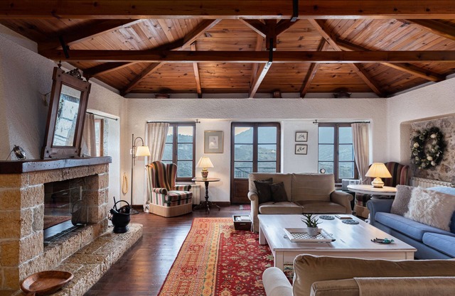 Arachova Wooden Chalet