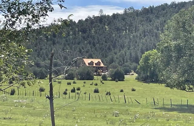 Aragon Hunting Lodge