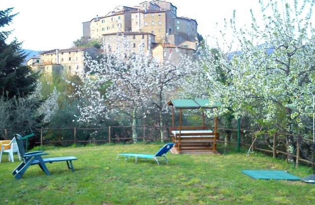 Aramo Pescia: casa / villa - 4 cuartos - 5/6 Personas
