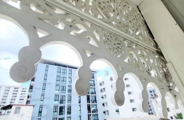 Aran hostel &Cafe Ngamwongwan