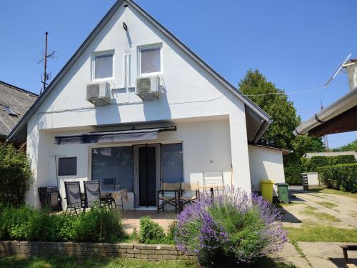 Aranyharmat Apartman Eu