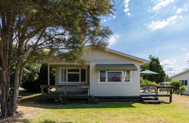 Arataha Landing - Taupo Holiday Home