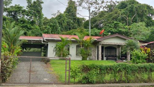Arboledas house by the River,Forest and Gardens